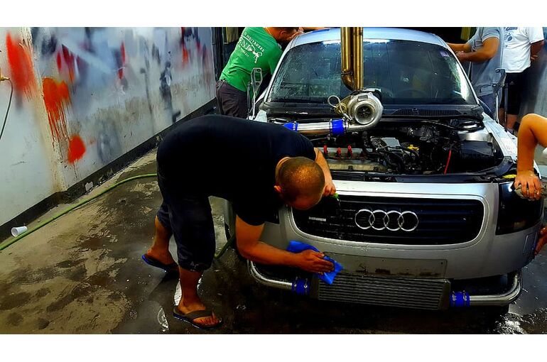 car-repair-vinyl-auto