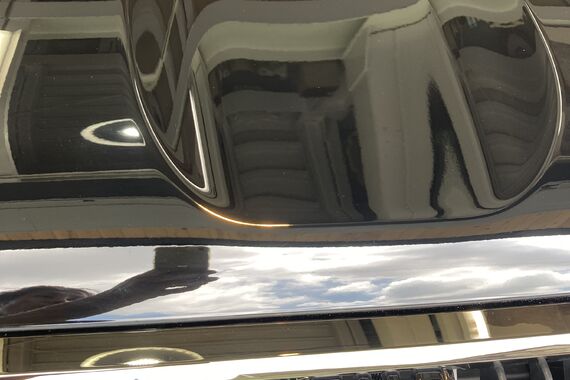 ボンネット　磨き終了