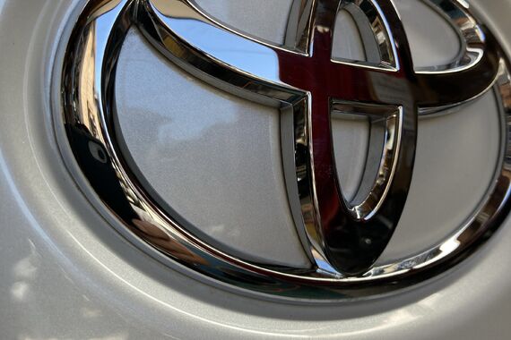 エンブレム周り