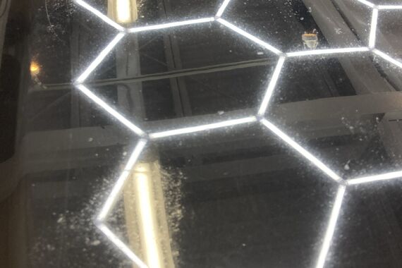 研磨前ボンネット