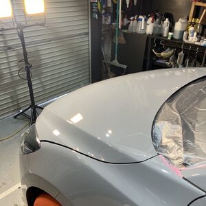 ボンネット研磨作業